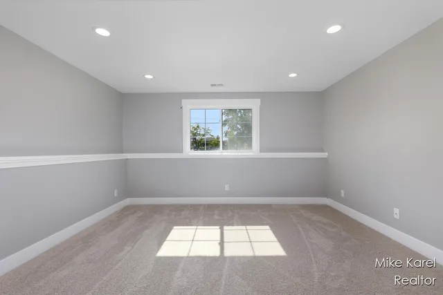 $379,900 | 10613 68th Avenue, Allendale, MI 49401