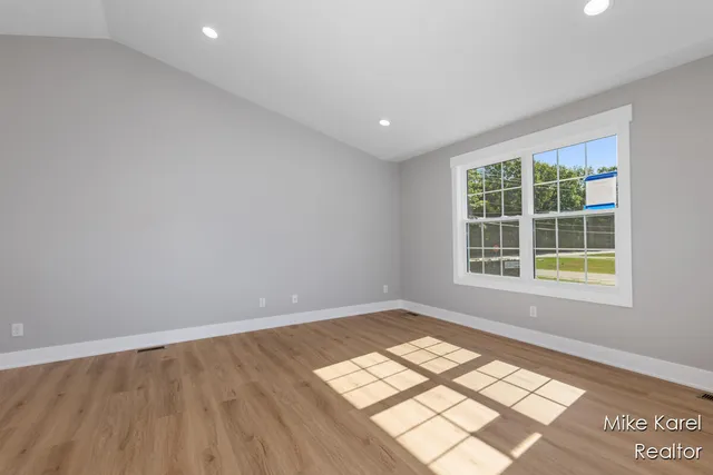 $379,900 | 10613 68th Avenue, Allendale, MI 49401