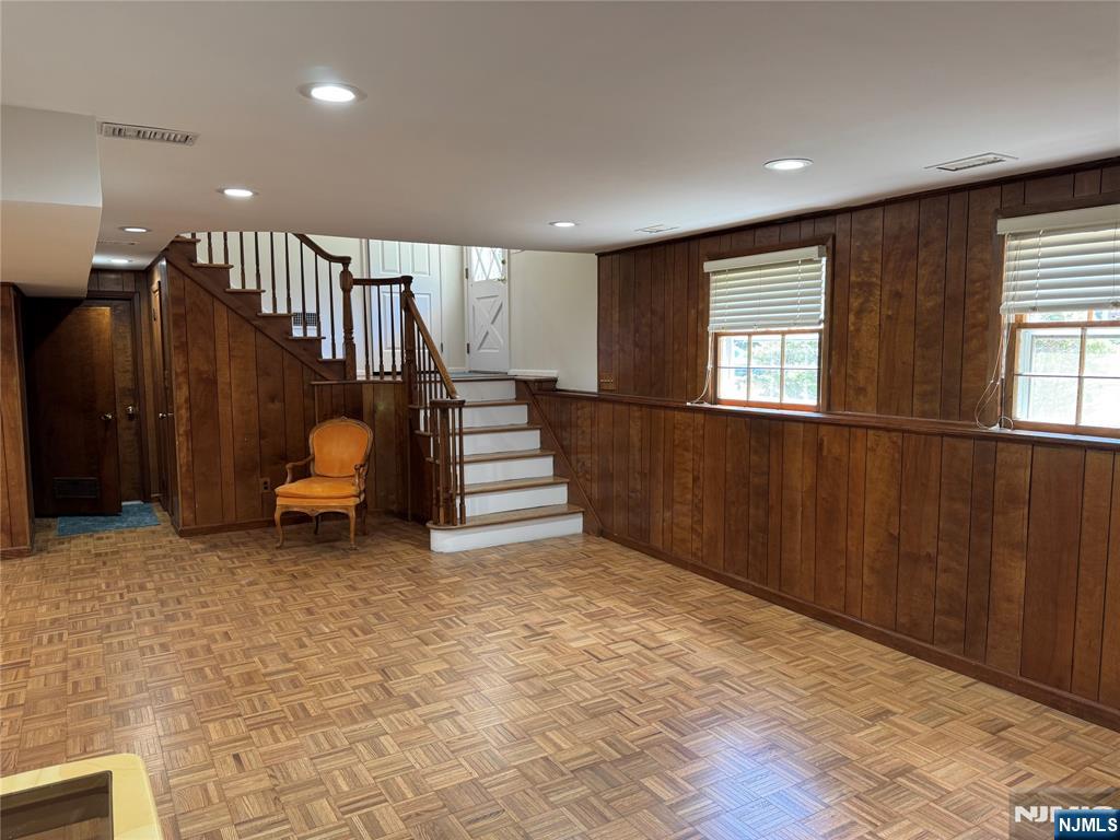 76 Cider Mill Road Hawthorne, NJ 07506 - Photo 29 of 38