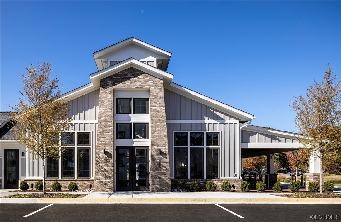 4965 Bethlehem Road, Unit Z3 Richmond, VA 23230 - Photo 2 of 5 a front view of a building