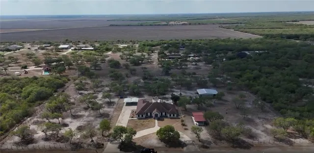 $650,000 | 240 County Road 2112, Alice, TX 78332