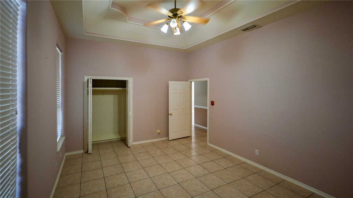 240 County Road 2112 Alice, TX 78332 - Photo 8 of 29