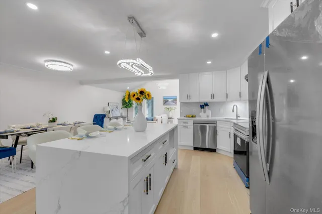 $1,398,800 | 58 Briar Lane, Jericho, NY 11753