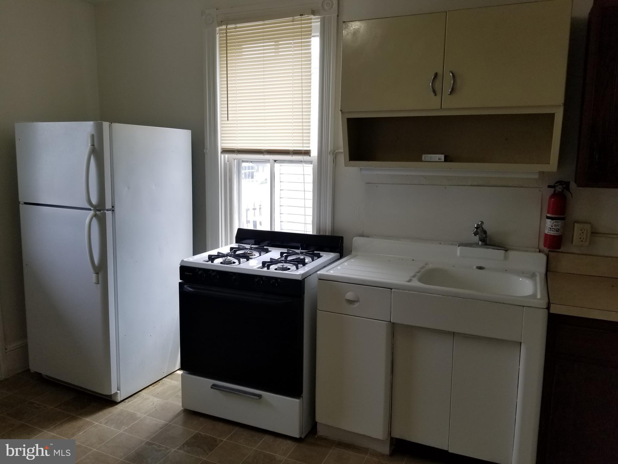 115 Ruby Street Lancaster, PA 17603 - Photo 6 of 14 Unit 2 Kitchen