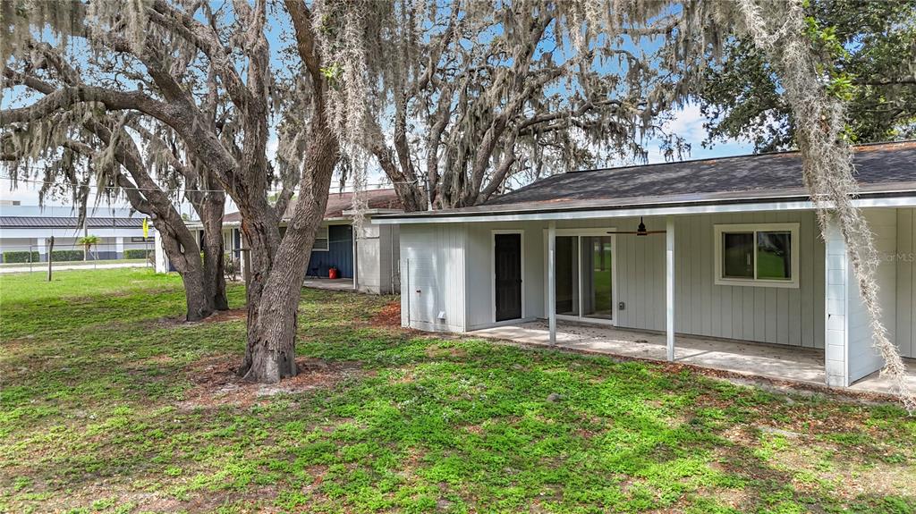 1305 Eagleview Drive Brandon, FL 33510 - Photo 26 of 27 front view of a house with a yard