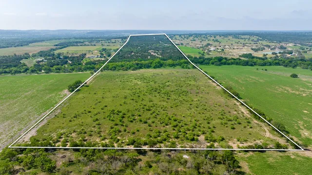 $3,330,140 | 199 Lexington Drive, Fredericksburg, TX 78624