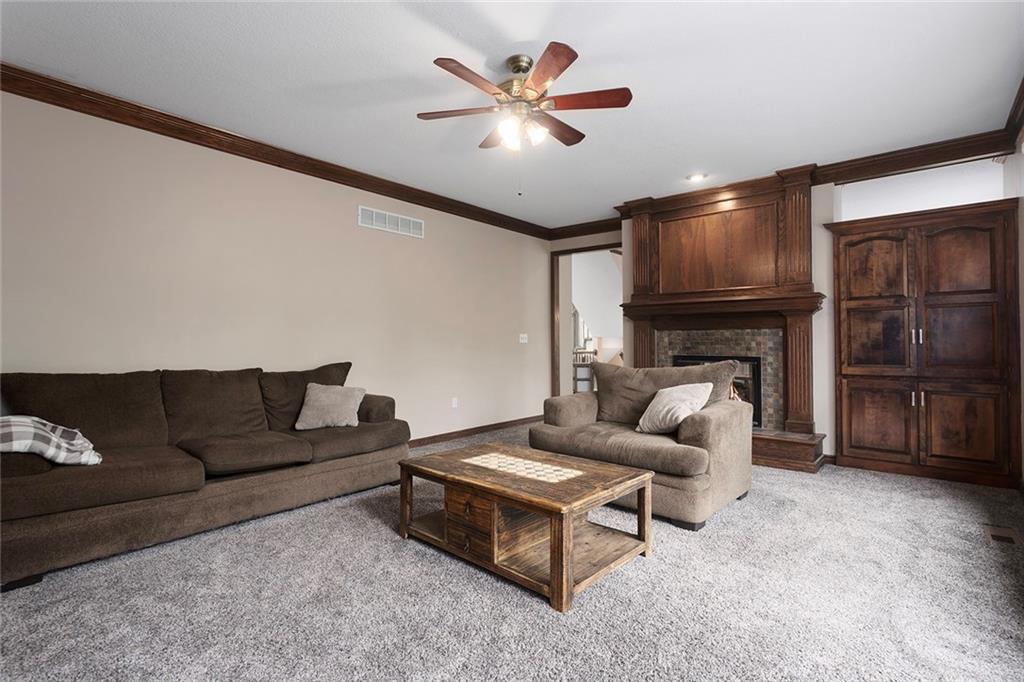5501 Northeast Oaks Ridge Lane Lee's Summit, MO 64064 - Photo 16 of 44