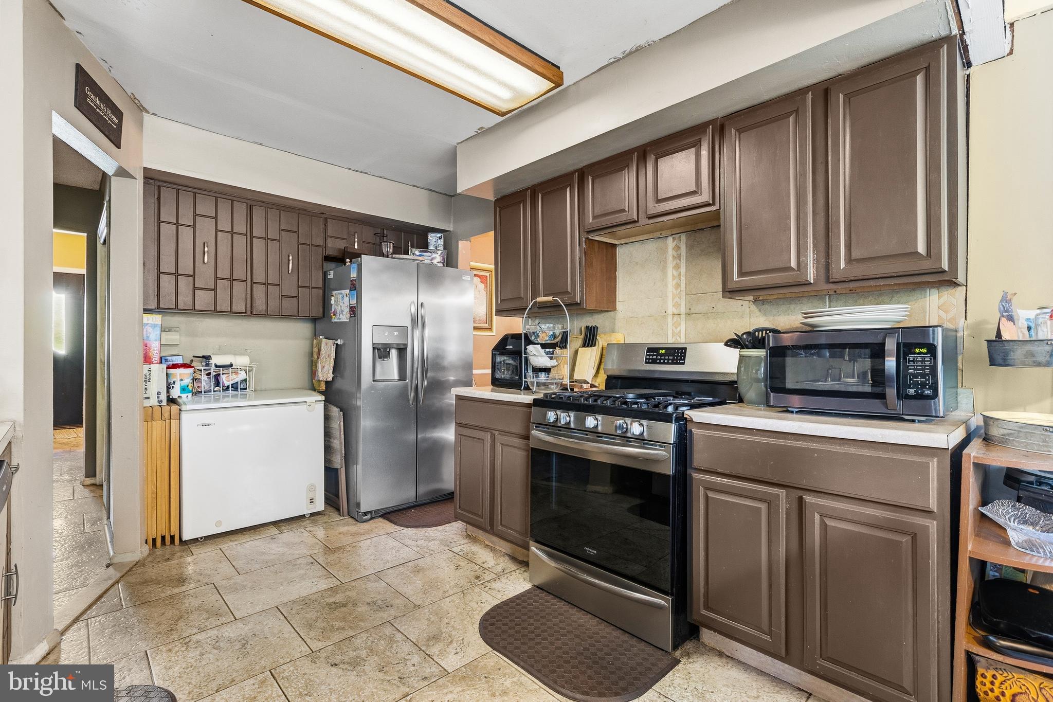 122 Greenvale Road Cherry Hill, NJ 08034 - Photo 12 of 28