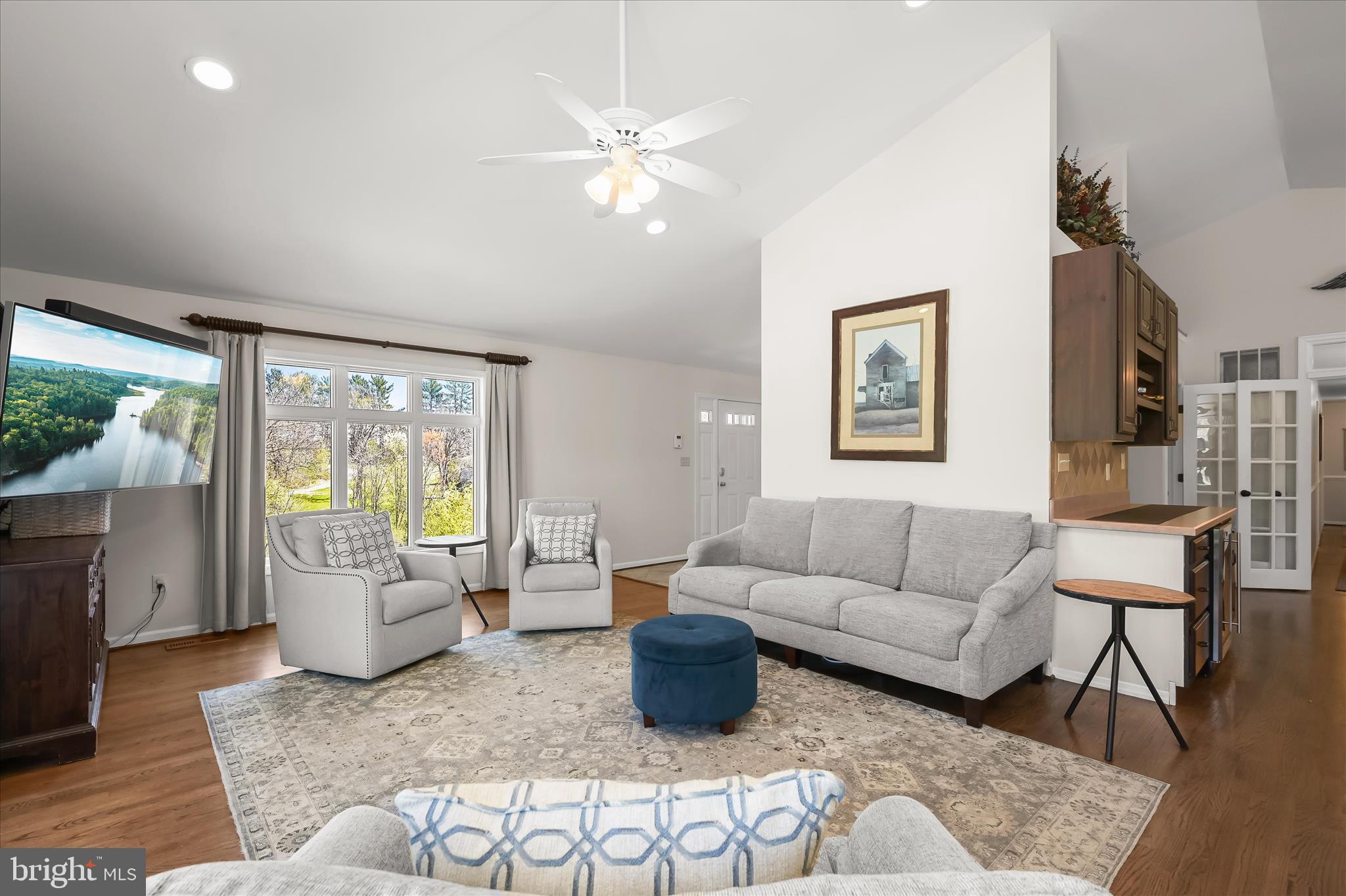 14289 Old Frederick Road Cooksville, MD 21723 - Photo 10 of 100 Great Room