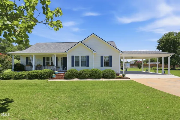 $375,000 | 166 Edmondson Drive, Willow Spring, NC 27592
