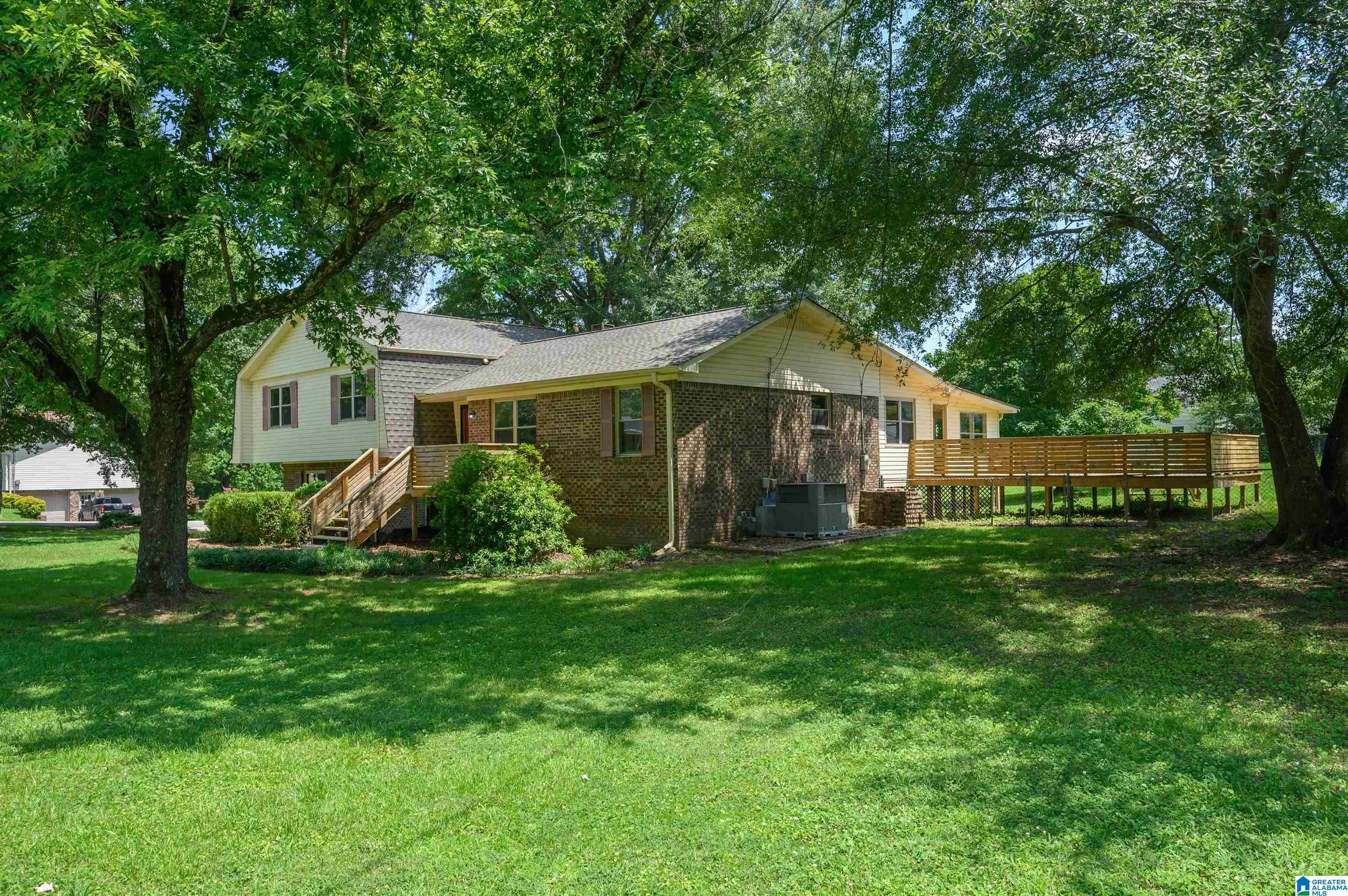 1221 7th Avenue Southwest Alabaster, AL 35007 - Photo 2 of 50