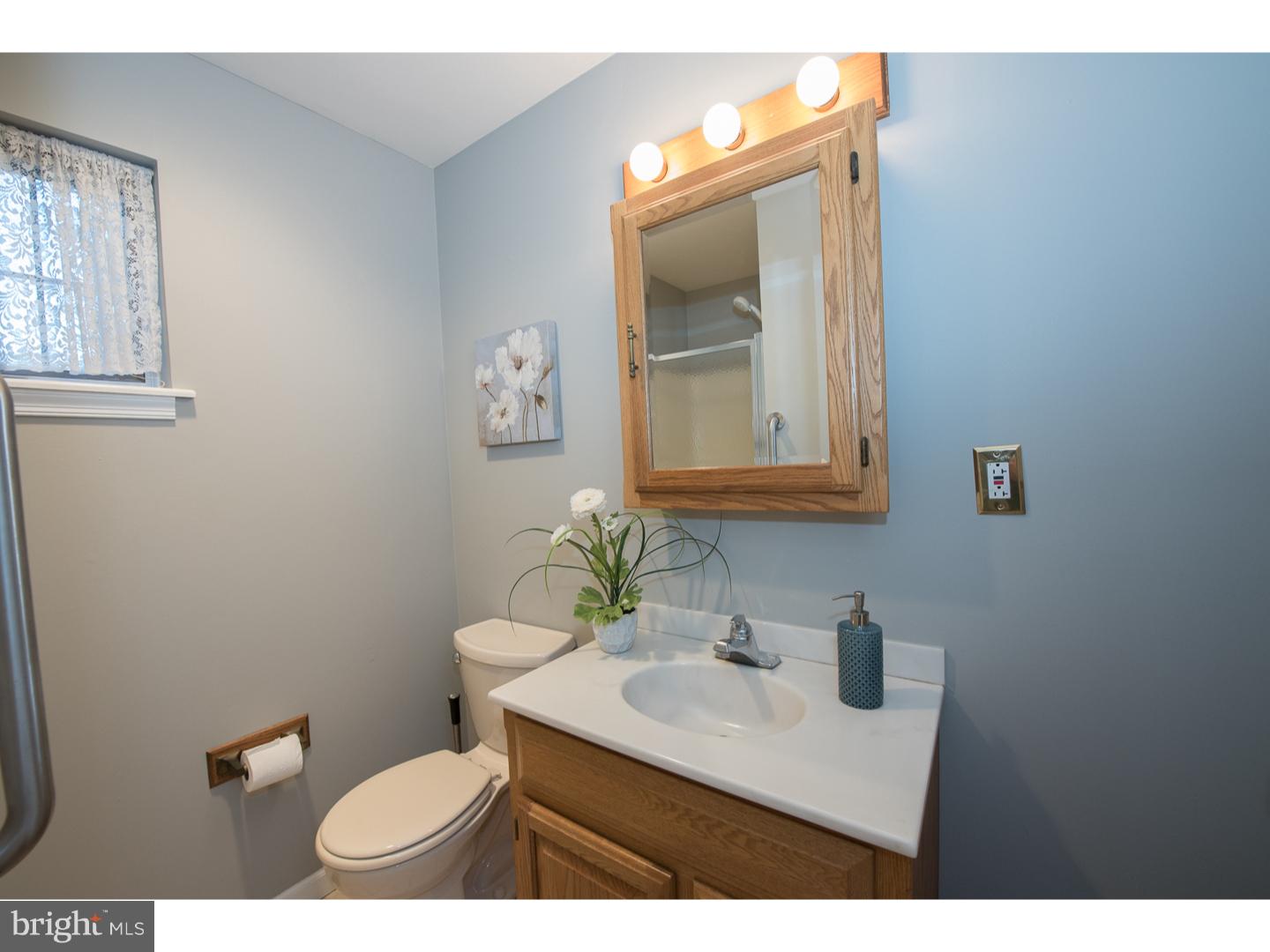 125 Signal Road Drexel Hill, PA 19026 - Photo 16 of 25 Bathroom