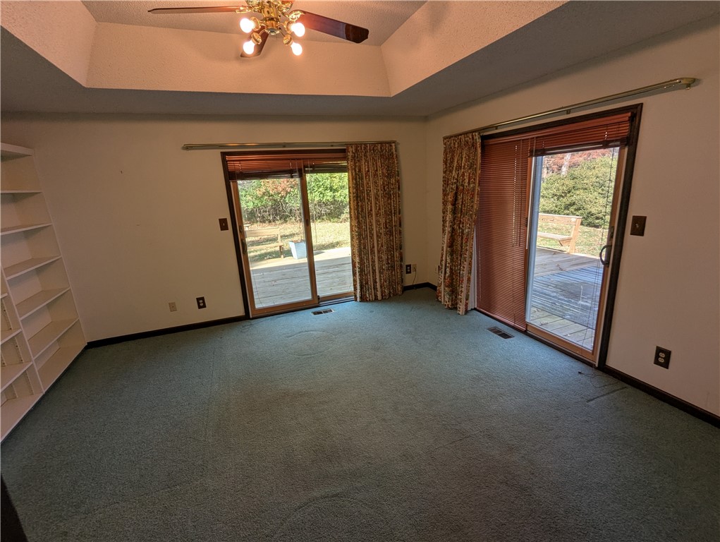 2518 Village Road Charleston, IL 61920 - Photo 14 of 37 Gallery Image 14