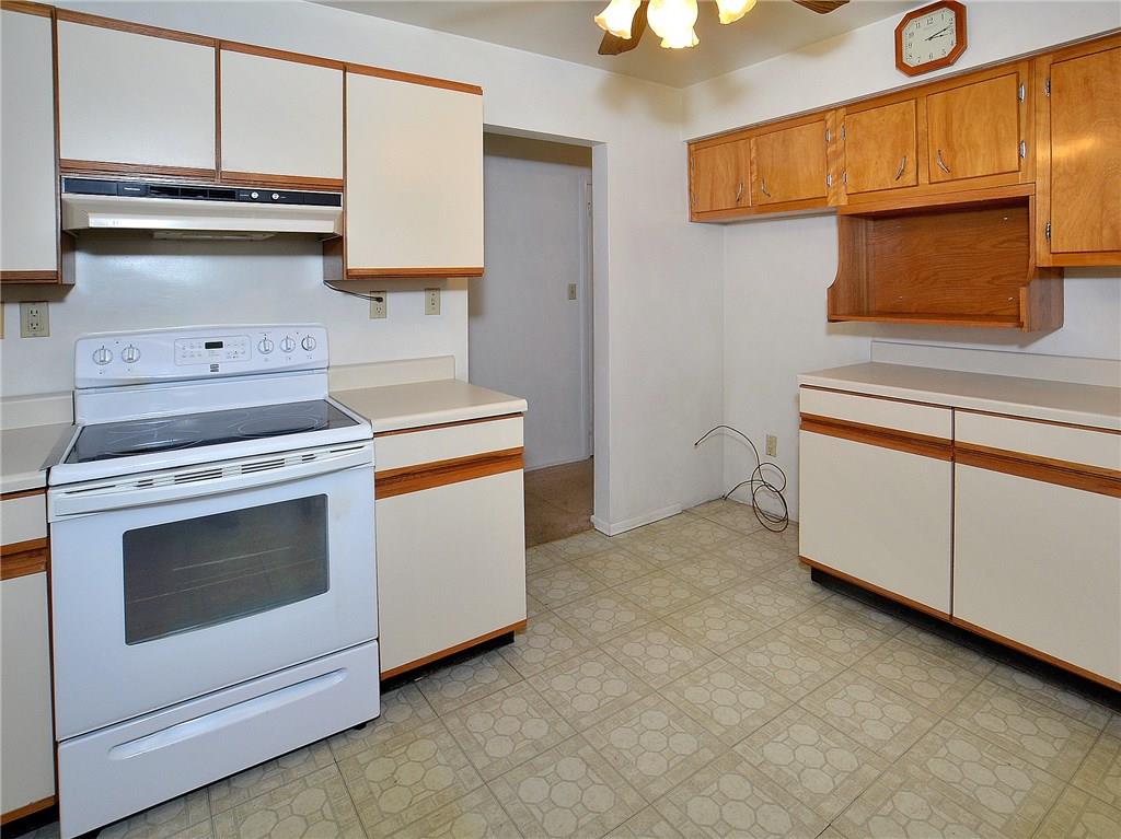 424 Manor Road Delmont, PA 15626 - Photo 5 of 21 Gallery Image 5