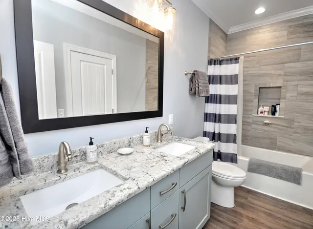 $1,275,000 | 13 Scotland Street, Ocean Isle Beach, NC 28469