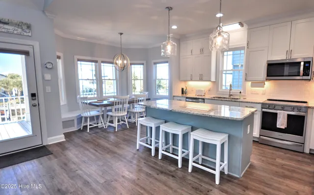 $1,275,000 | 13 Scotland Street, Ocean Isle Beach, NC 28469