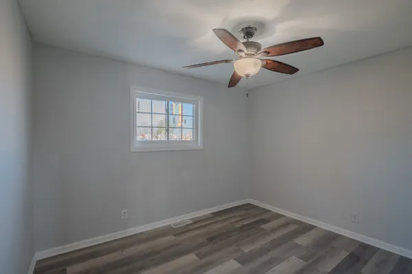 $289,900 | 101 Edgehill Drive, Bolingbrook, IL 60440