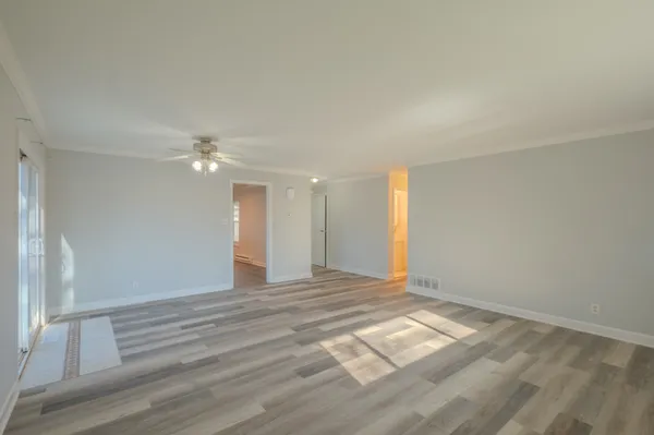 $289,900 | 101 Edgehill Drive, Bolingbrook, IL 60440
