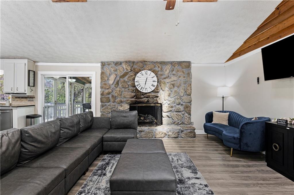 3346 Little Circle Gainesville, GA 30506 - Photo 12 of 84