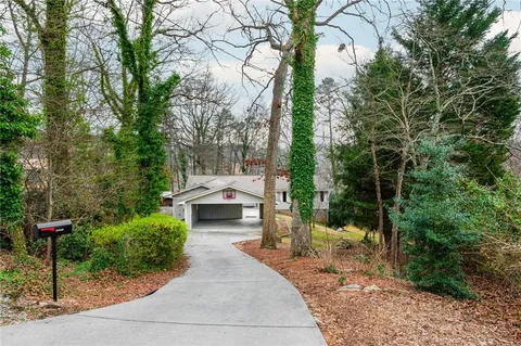 $989,900 | 3346 Little Circle, Gainesville, GA 30506