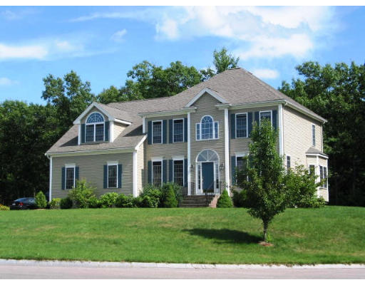 46 Russet Hill Road Franklin, MA 02038 - Photo 1 of 6 Gallery Image 1