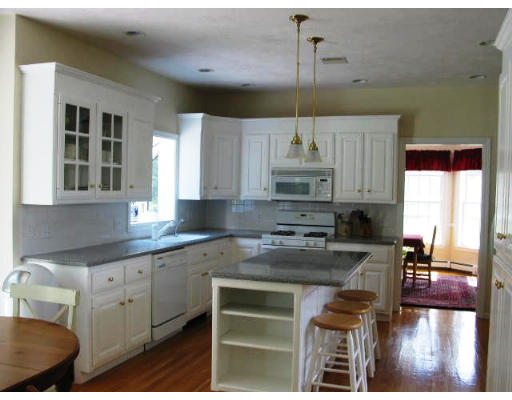 46 Russet Hill Road Franklin, MA 02038 - Photo 3 of 6 Gallery Image 3