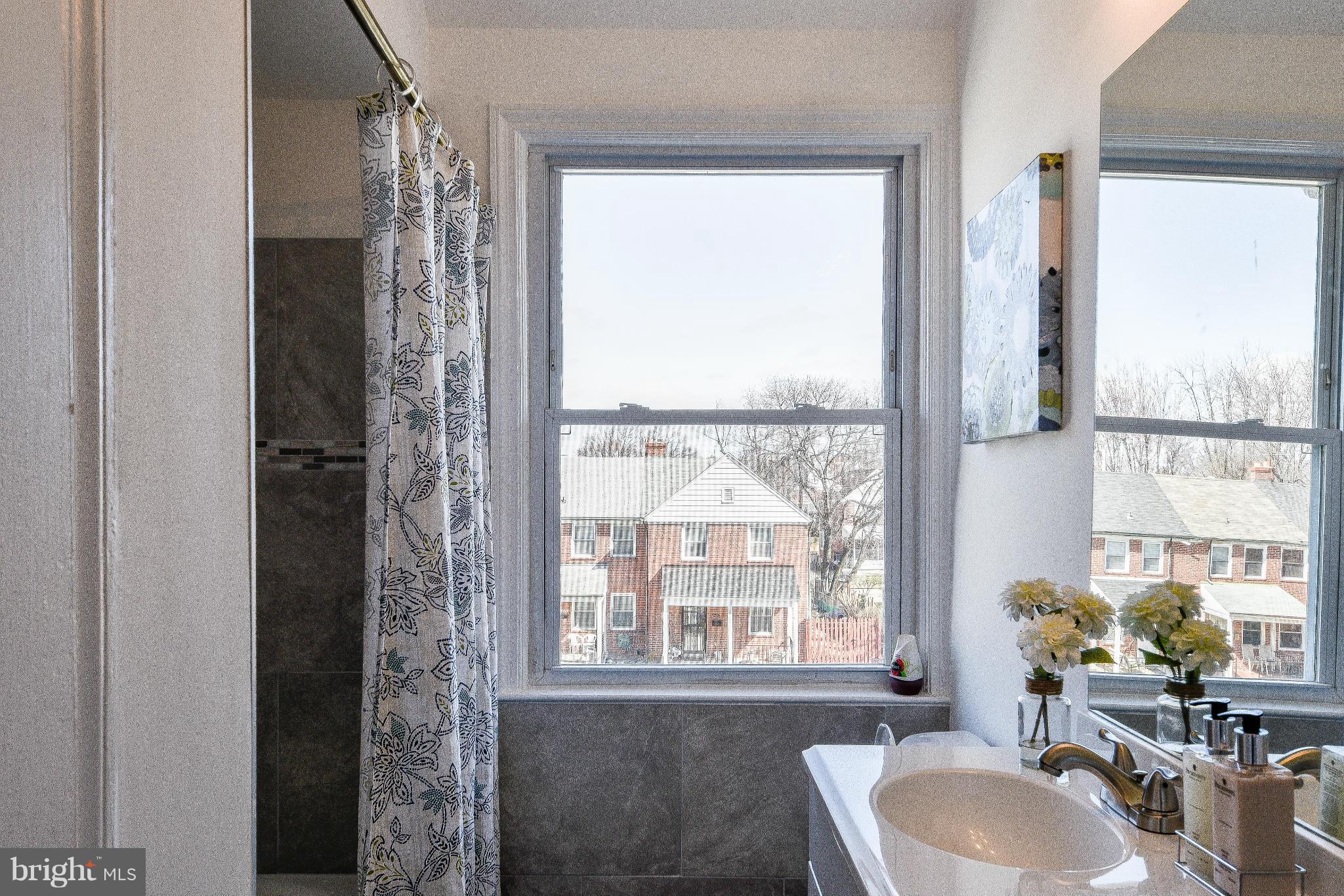 1613 Ramblewood Road Baltimore, MD 21239 - Photo 17 of 28 Bath