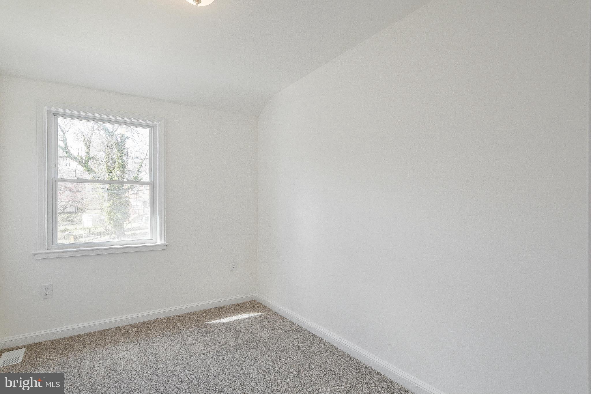 1613 Ramblewood Road Baltimore, MD 21239 - Photo 20 of 28 Bedroom