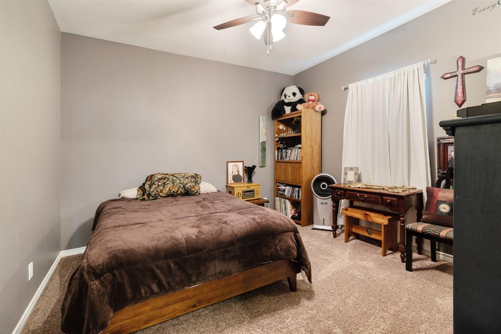 305 County Road Blossom, TX 75416 - Photo 19 of 34