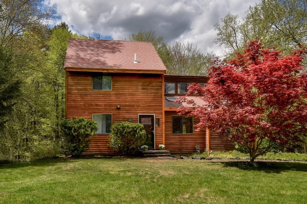 81 Howe Street Ashland, MA 01721 - Photo 2 of 22 Gallery Image 2