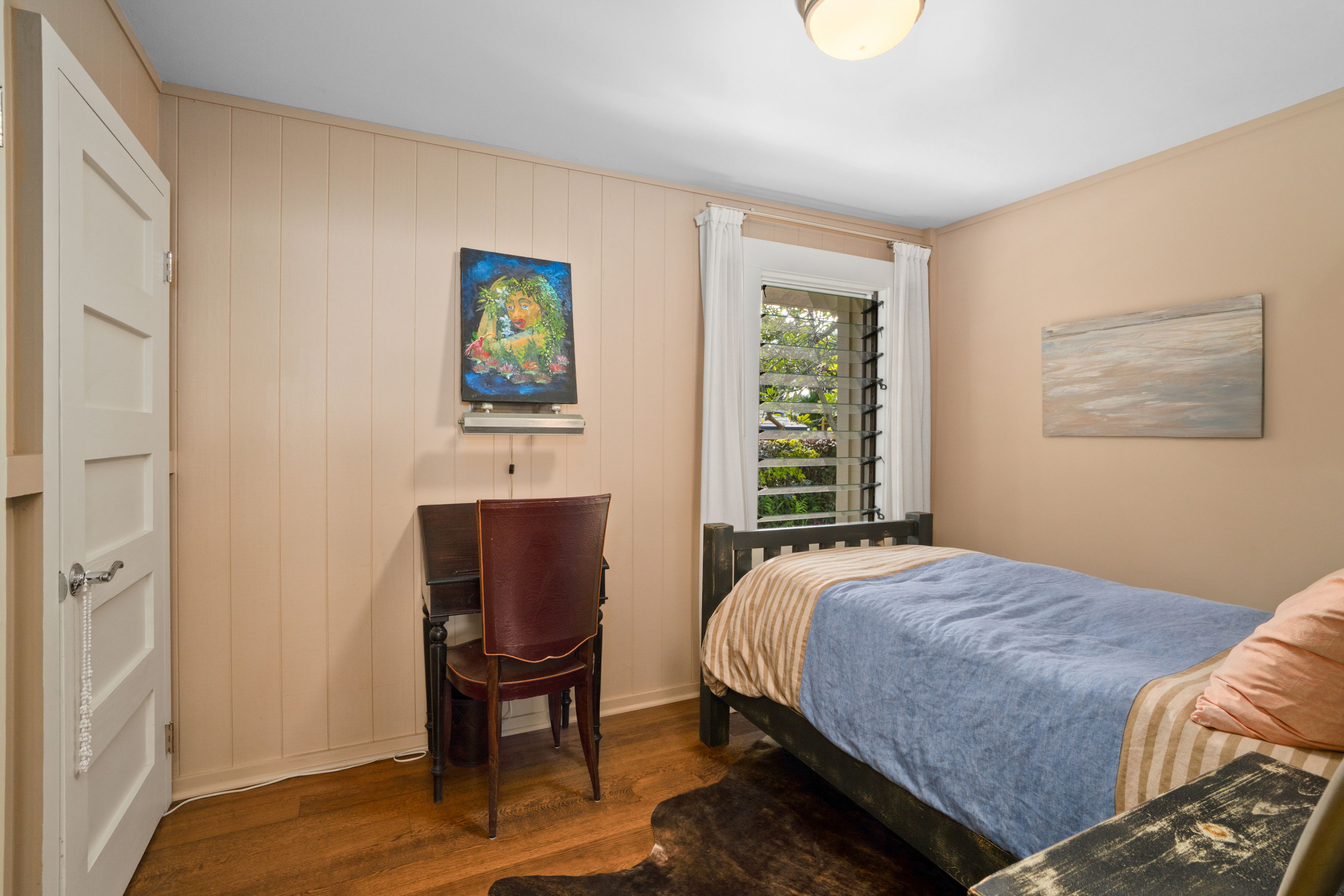 5225 Ua Road Kapaa, HI 96746 - Photo 13 of 30 a bedroom with a bed and a window