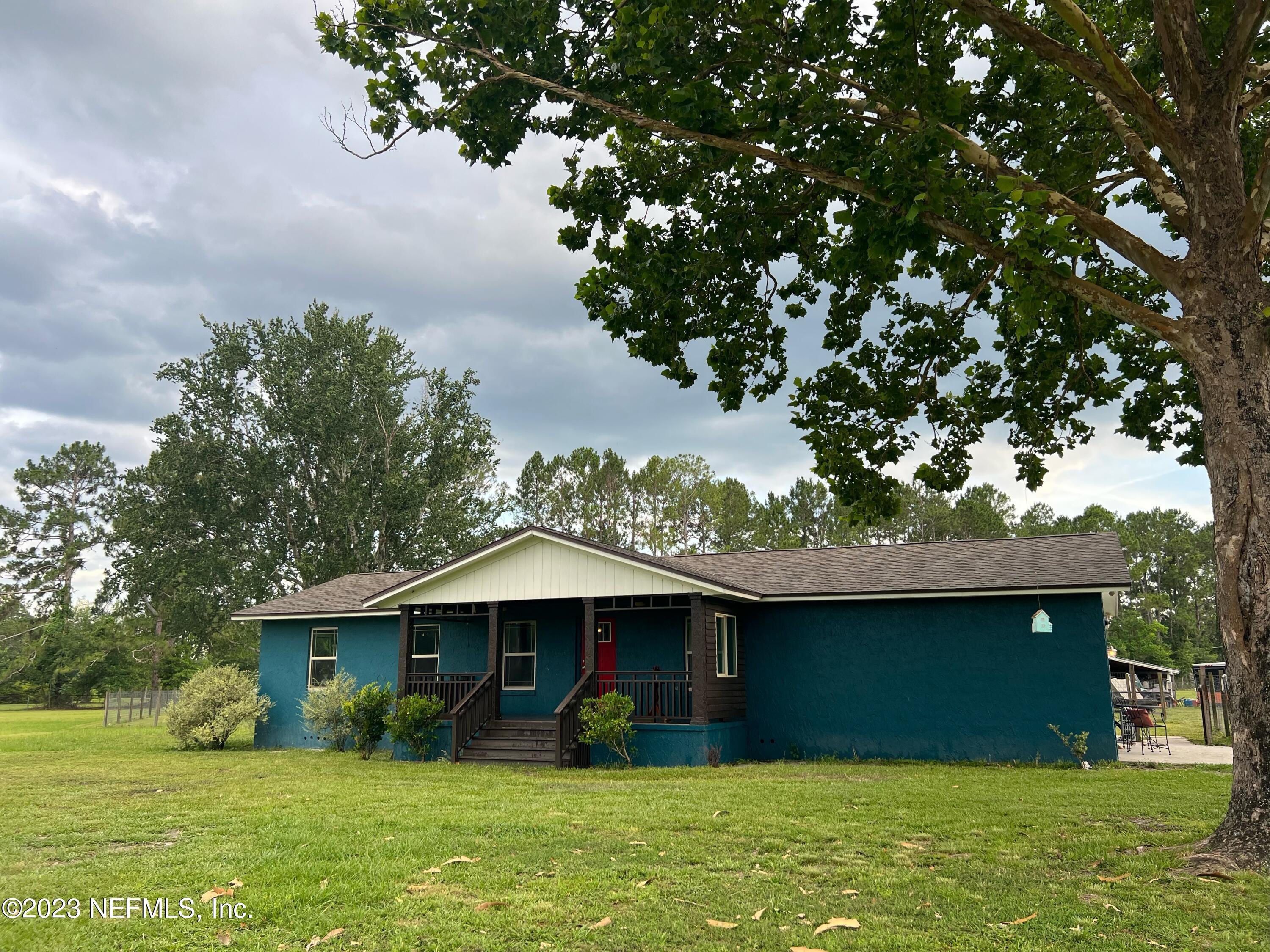 5583 Maverick Road Middleburg, FL 32068 - Photo 2 of 47 IMG_9478