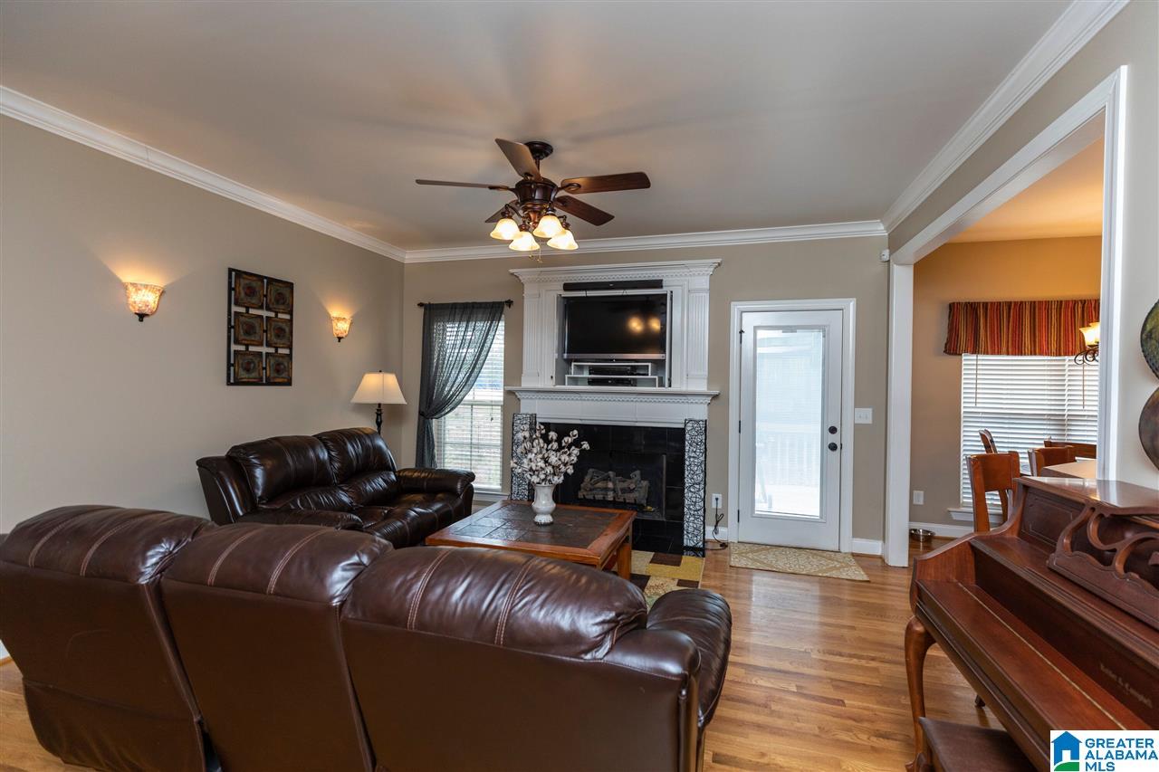 690 Ridgefield Way Odenville, AL 35120 - Photo 12 of 35