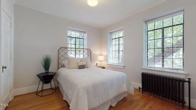 $1,810 | 817 Hillsborough Street, Unit 2A, Raleigh, NC 27603