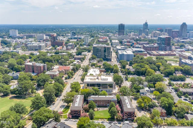 $1,810 | 817 Hillsborough Street, Unit 2A, Raleigh, NC 27603