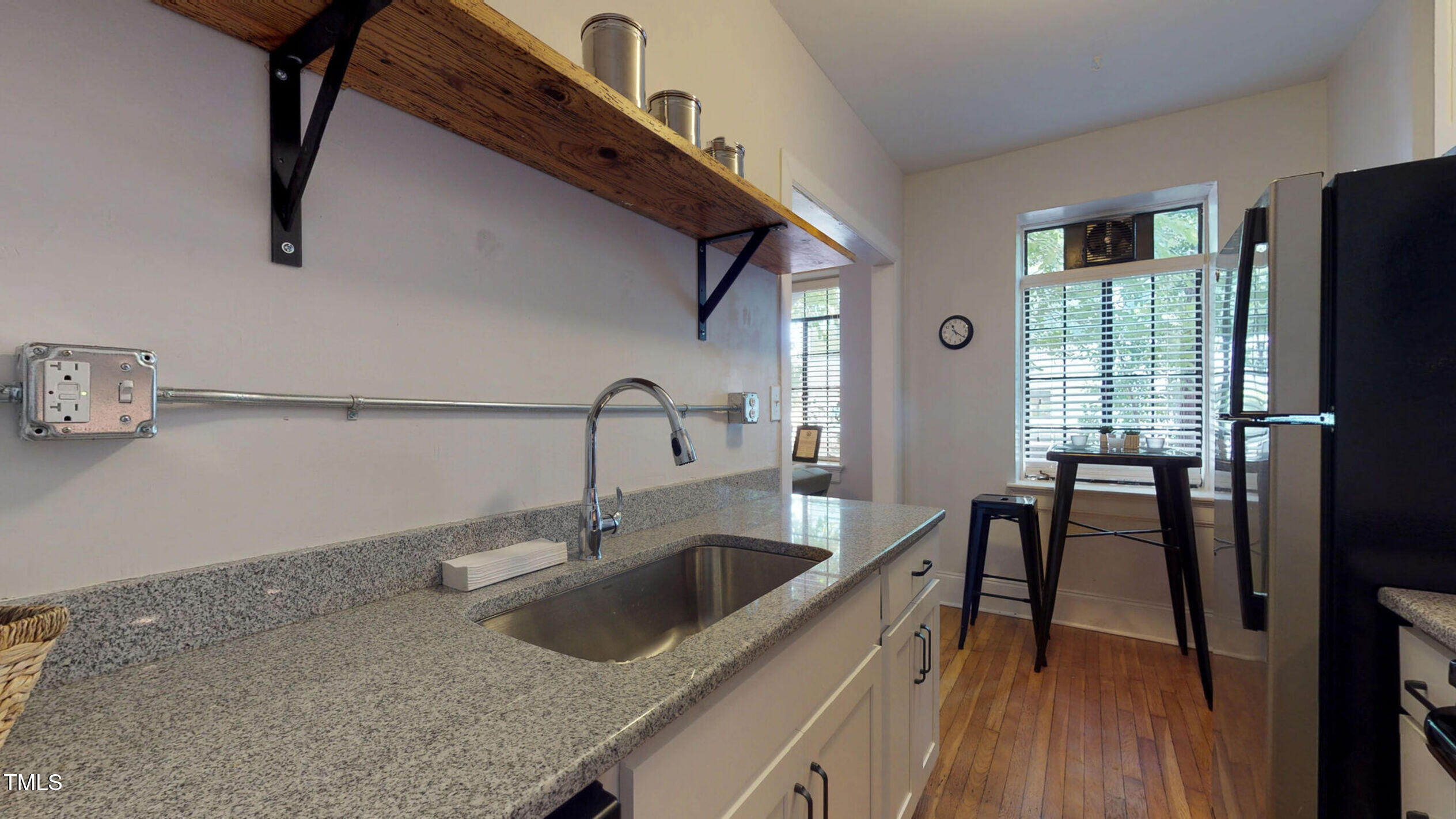 817 Hillsborough Street, Unit 1B Raleigh, NC 27603 - Photo 10 of 23 104641178