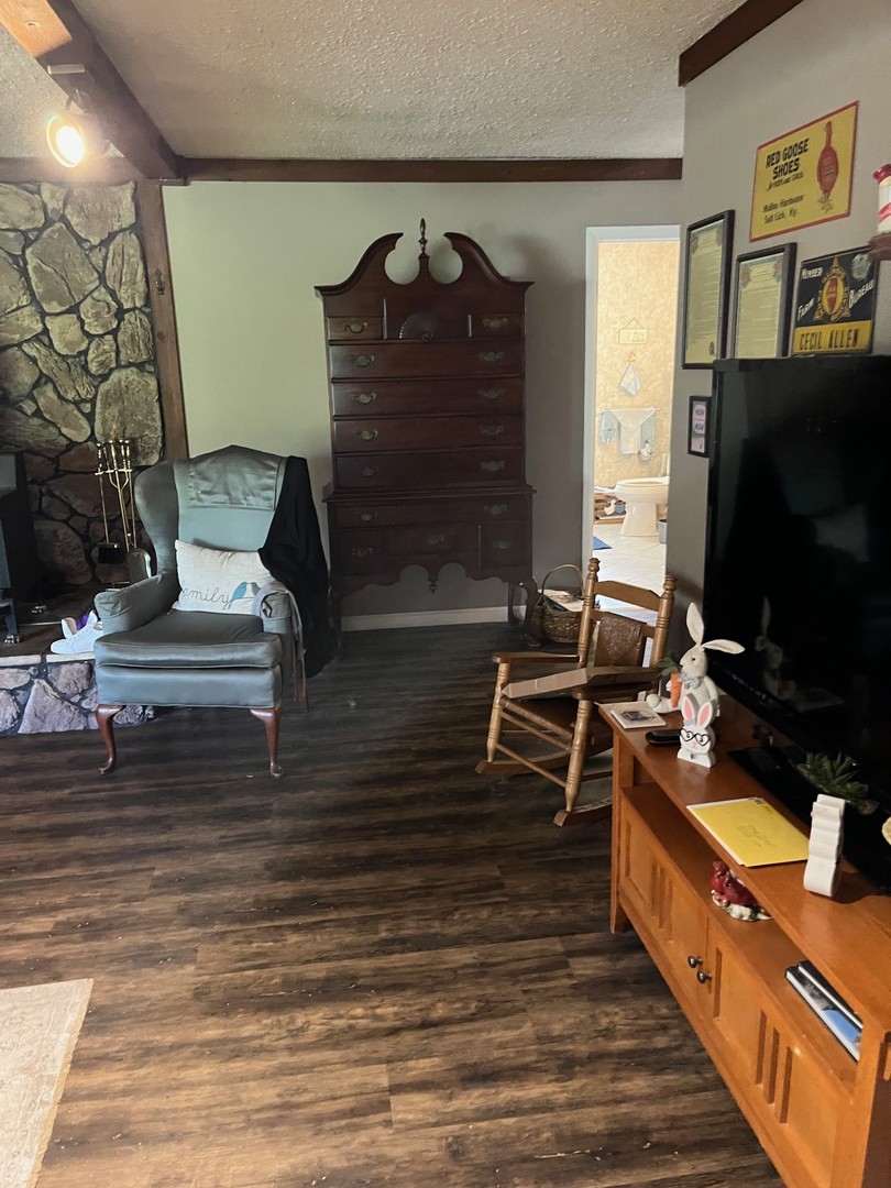 17376 Garrett Road Johnston City, IL 62951 - Photo 17 of 35