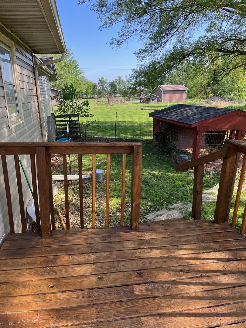 17376 Garrett Road Johnston City, IL 62951 - Photo 10 of 35