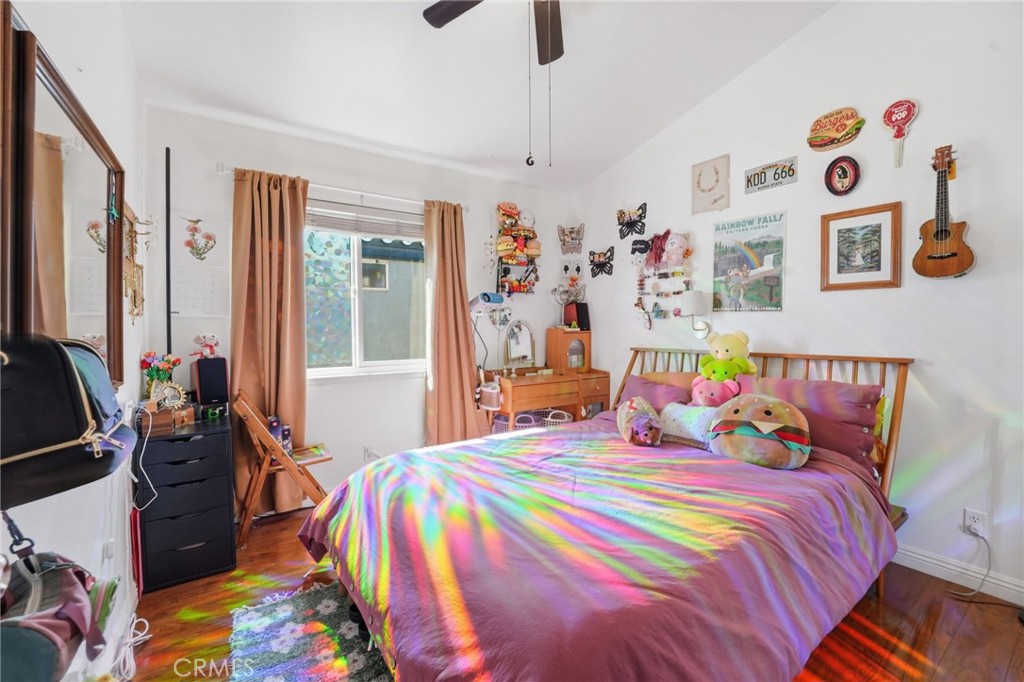 15766 Firethorn Road Fontana, CA 92337 - Photo 16 of 28 upstairs bedroom