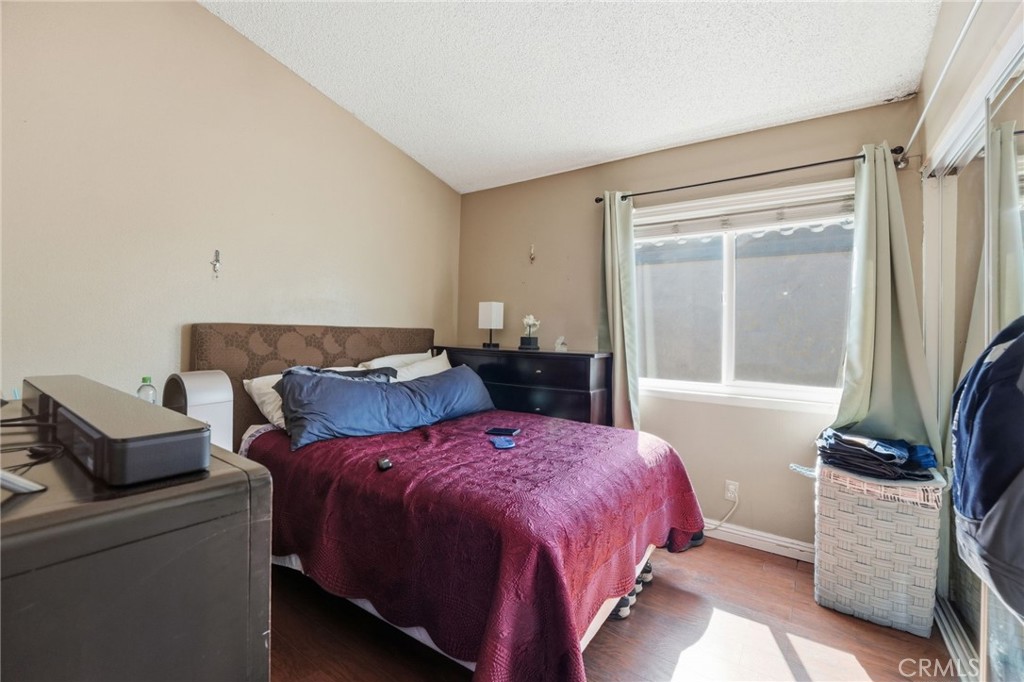 15766 Firethorn Road Fontana, CA 92337 - Photo 17 of 28 upstairs bedroom