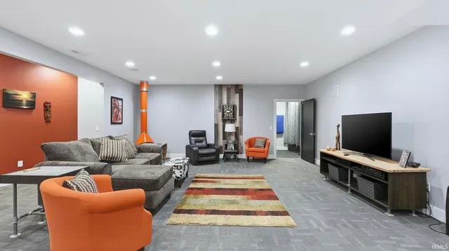 $549,000 | 14511 Soaring Hawk Trail, Hoagland, IN 46745