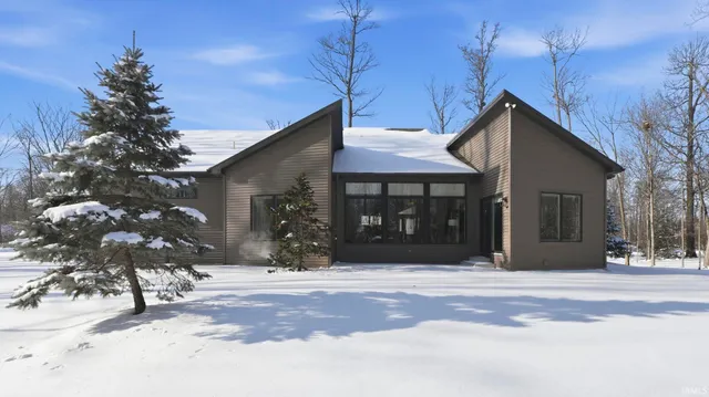 $549,000 | 14511 Soaring Hawk Trail, Hoagland, IN 46745