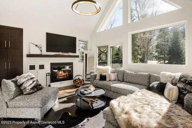 $8,500,000 | 222 West Hopkins Avenue, Unit 6, Aspen, CO 81611