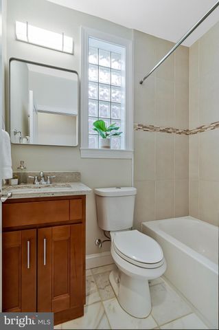 $742,500 | 319 W Street Northeast, Washington, DC 20002