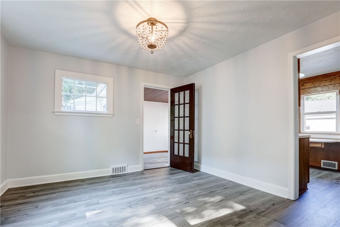 74 Seneca Road Irondequoit, NY 14622 - Photo 13 of 39