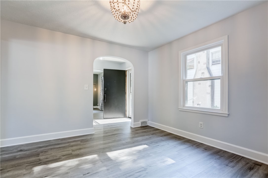 74 Seneca Road Irondequoit, NY 14622 - Photo 15 of 39