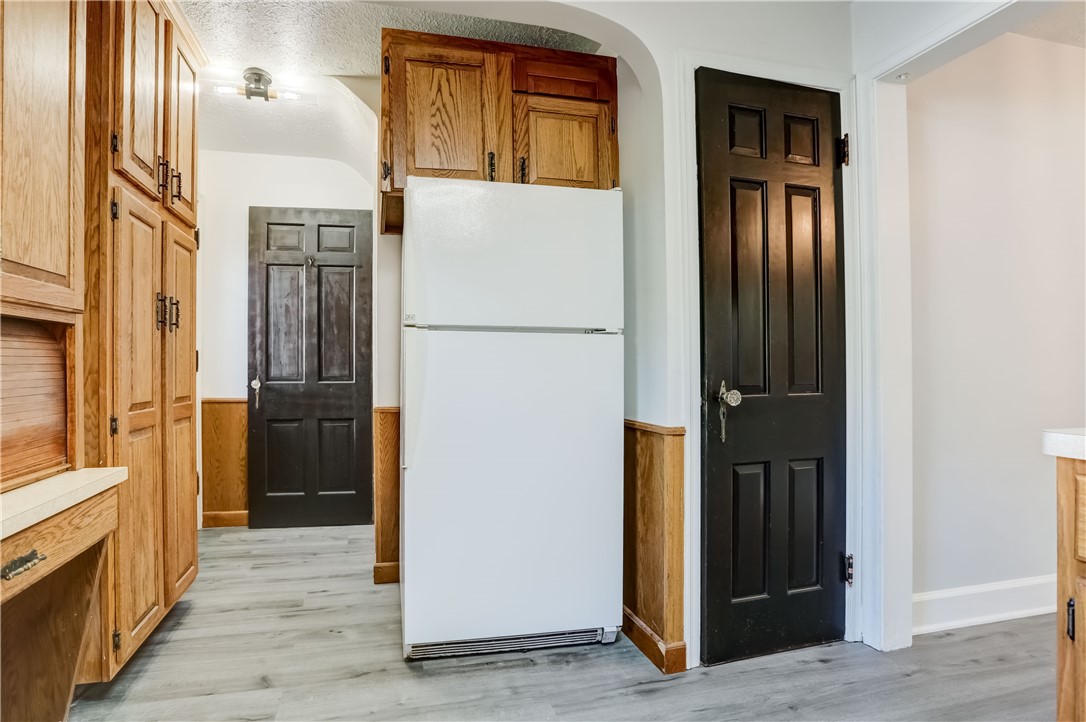 74 Seneca Road Irondequoit, NY 14622 - Photo 18 of 39