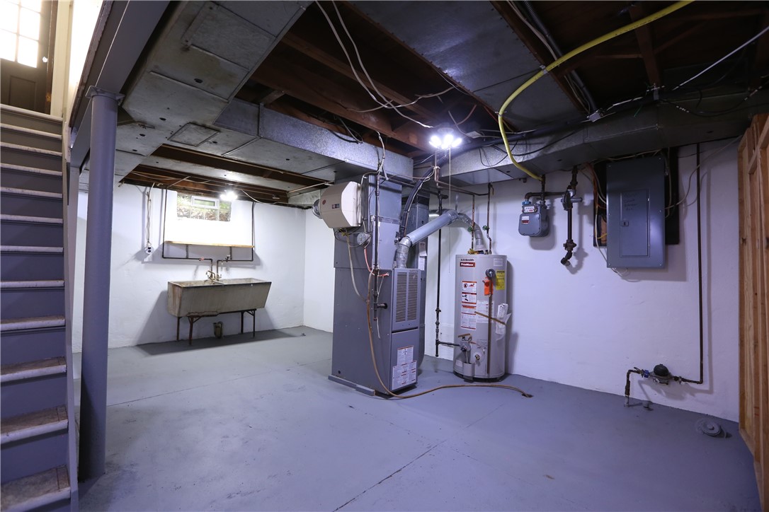 74 Seneca Road Irondequoit, NY 14622 - Photo 31 of 39