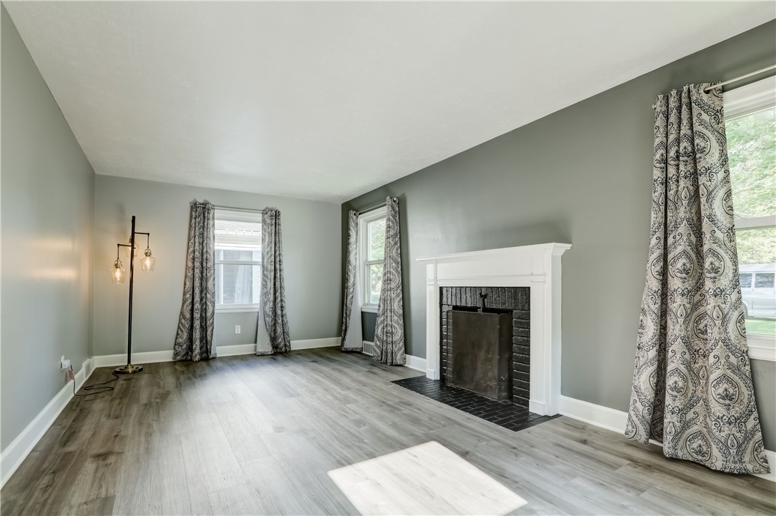 74 Seneca Road Irondequoit, NY 14622 - Photo 10 of 39