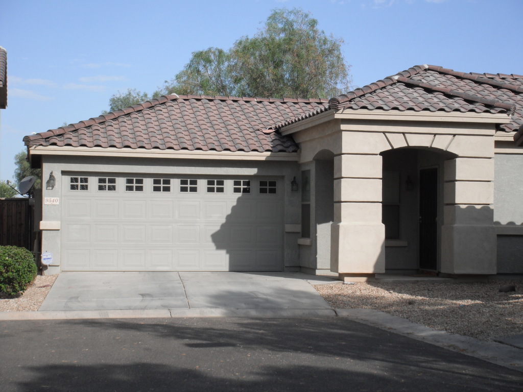 9540 West Monte Vista Road Phoenix, AZ 85037 - Photo 1 of 12 FRONT OF HOME